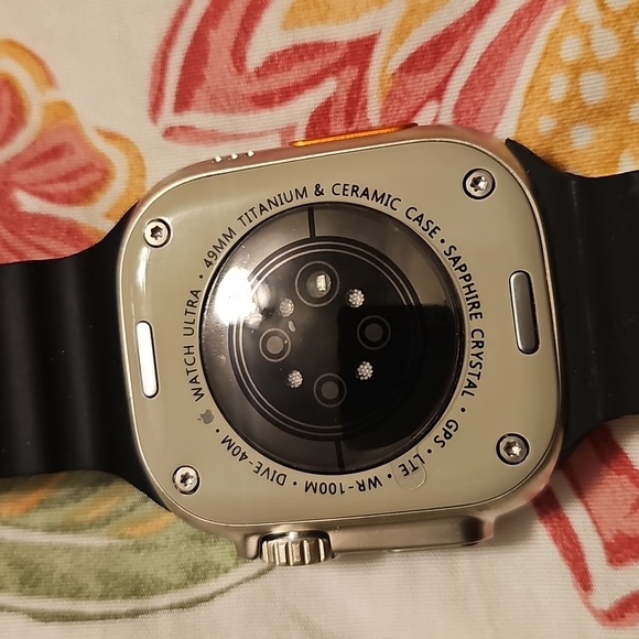 Applewatch with Black Band and Silver Frame - Picture 2 of 5